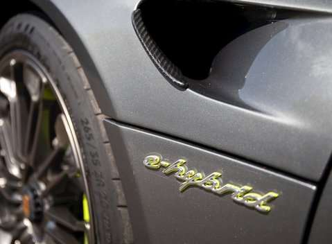 Porsche 918 Spyder 30