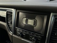 Porsche Macan D S PDK 71