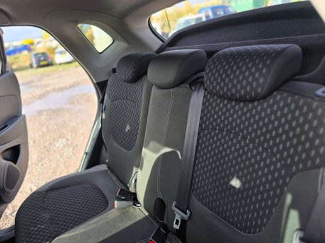 Renault Captur 1.2 TCe ENERGY Dynamique S Nav SUV 5dr Petrol EDC Euro 6 (s/s) (120 ps) 23
