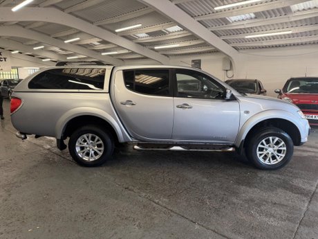 Mitsubishi L200 2.5 DI-D Barbarian Auto 4WD Euro 5 4dr (LB) 7