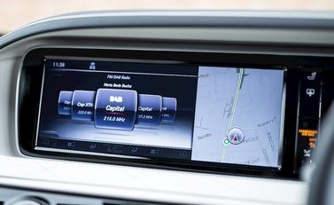 Mercedes-Benz M Class S600 36