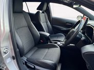 Toyota Corolla 1.8 Corolla Design HEV CVT 5dr 13