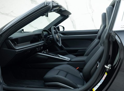 Porsche 911 Targa 4S (992) 11