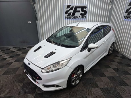 Ford Fiesta 1.6T EcoBoost ST-3 Hatchback 3dr Petrol Manual Euro 6 (182 ps) 11