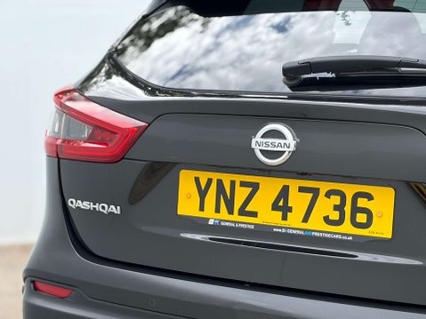 Nissan Qashqai 1.3 Qashqai N-Connecta DiG-T 5dr 26