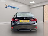 Lexus Is 2.5 300h Premier E-CVT Euro 5 (s/s) 4dr 9