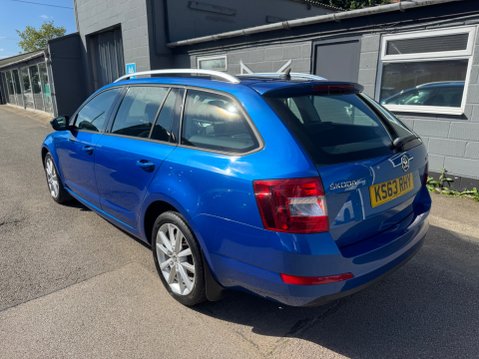 Skoda Octavia ELEGANCE TDI CR DSG 8