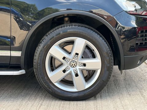 Volkswagen Touareg 3.0 Touareg V6 TSi Hybrid Auto 4WD 5dr 13