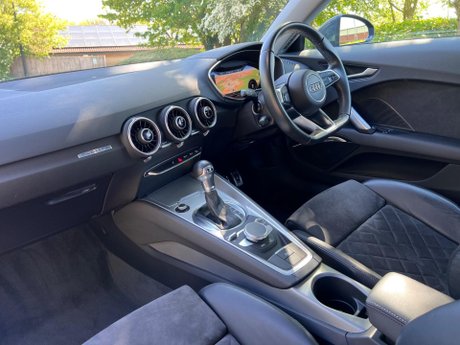 Audi TT 2.0 TFSI Sport S Tronic quattro Euro 6 (s/s) 3dr 71