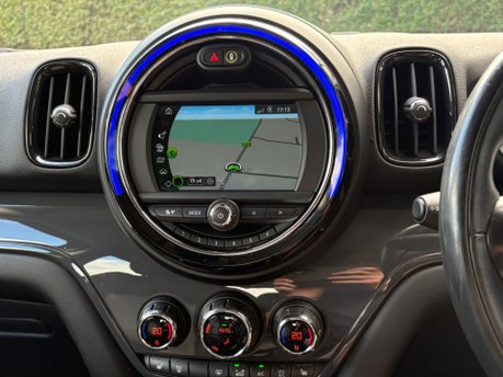 Mini Countryman Cooper D 2.0 Steptronic Automatic Chili 5 door - SAT NAV - APPLE CAR PLAY 12