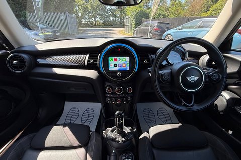 Mini Hatch COOPER S CLASSIC - CAT S - LOW MILEAGE - NAV & COMFORT PLUS PACKS -CAMERA 14