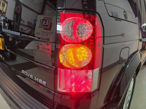 Land Rover Discovery 3.0 SD V6 HSE Auto 4WD Euro 5 5dr 64