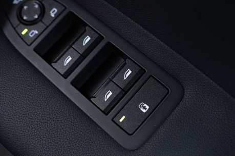 BMW Ix iX xDrive 40 M Sport 4WD 5dr 26