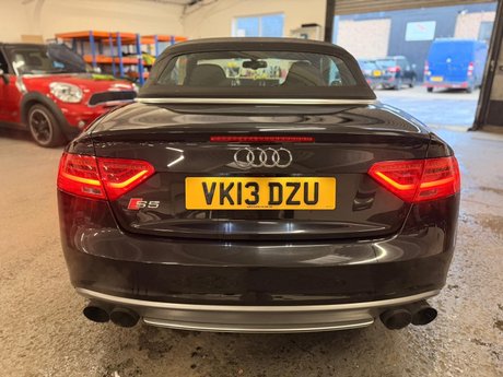 Audi S5 3.0 TFSI V6 Cabriolet S Tronic quattro Euro 5 (s/s) 2dr 6