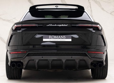 Lamborghini Urus 23