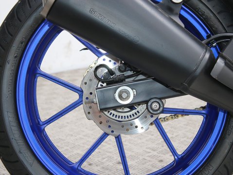 Suzuki GSX-S125 GSXS 125 RLXM3 27