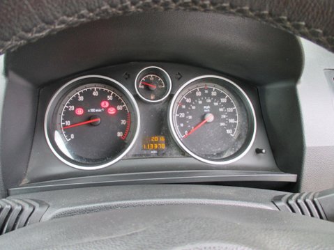 Vauxhall Zafira 1.8 16V Exclusiv Euro 5 5dr 19