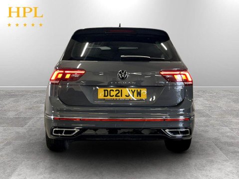 Volkswagen Tiguan 2.0 TDI R-Line SUV 5dr Diesel DSG 4Motion Euro 6 (s/s) (200 ps) Air Con - A 6