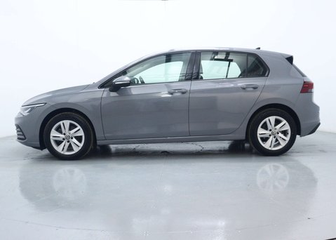 Volkswagen Golf 1.0 eTSI MHEV Life Hatchback 5dr Petrol Hybrid DSG Euro 6 (s/s) (110 ps) 9