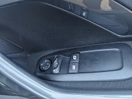 Peugeot 2008 BLUE HDI ACTIVE 23