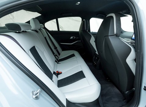 BMW M3 Competition 13