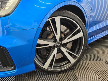 Audi RS3 2.5 TFSI Saloon 4dr Petrol S Tronic quattro Euro 6 (s/s) (400 ps) 12