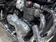 Triumph Speedmaster 2019 ONLY 24K LONG MOT PANNIERS SISSY BAR CRUISER ROADSTER 32