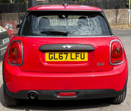 Mini Hatch One 1.5 Petrol Manual Media pack - NAVIGATION - REAR PARK - LOW INSURANCE 7