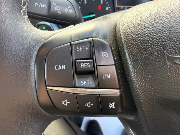 Ford Fiesta ACTIVE EDITION 23