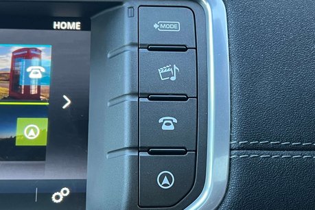 Land Rover Range Rover Evoque 2.0 TD4 SE Tech SUV 5dr Diesel Auto 4WD Euro 6 (s/s) (180 ps) 45