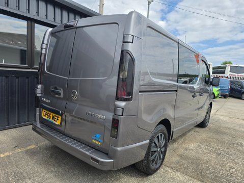 Vauxhall Vivaro 5