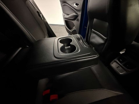 Vauxhall Grandland X 1.6 Grandland X SRi Nav Hybrid4 Auto 4WD 5dr 34