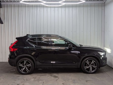 Volvo XC40 1.5 XC40 R-Design T5 Recharge Auto 5dr 17