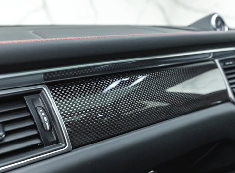 Porsche Macan GTS 22