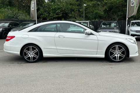 Mercedes-Benz E Class E200 CGI BLUEFF SPORT COUPE AUTOMATIC - LOW MILEAGE -FULL SERVICE HISTORY  6