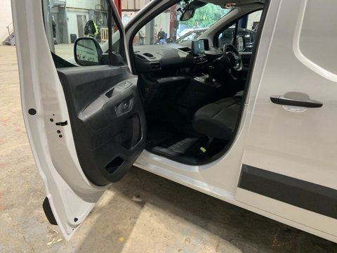 Peugeot Partner BLUEHDI PROFESSIONAL L1 13
