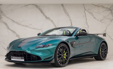 Aston Martin V8 Vantage Roadster F1 Edition 7