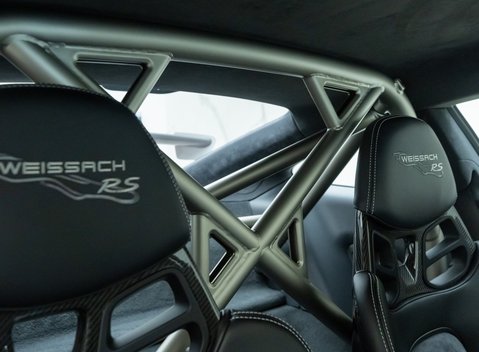 Porsche 911 GT2 RS (991) 16