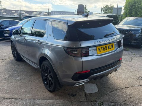 Land Rover Discovery Sport 2.0 Discovery Sport R-Dynamic HSE D Auto 4WD 5dr 4