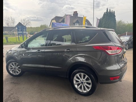 Ford Kuga 2.0 TDCi Titanium 2WD Euro 6 (s/s) 5dr 4