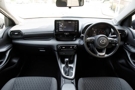 Mazda 2 Hybrid AGILE