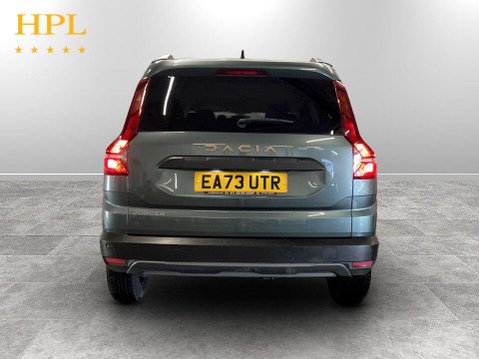 Dacia Jogger 1.0 TCe EXTREME MPV 5dr Petrol Manual Euro 6 (s/s) (110 ps) Alloys - Blueto 6