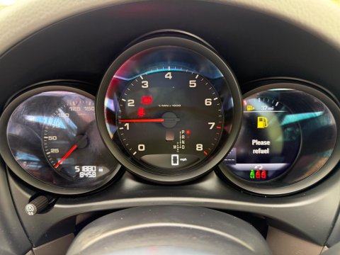 Porsche Macan PDK 69