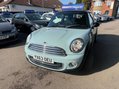 Mini Hatch 1.6 Cooper D Euro 5 (s/s) 3dr 8