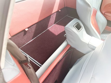 Aston Martin Vanquish V12 S 49