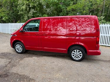 Volkswagen Transporter T28 TDI P/V HIGHLINE 4