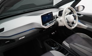 Volkswagen ID.3 FIRST EDITION FVWSH Adaptive Cruise 19" Alloys Rev Camera Keyless Entry 24