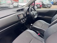 Toyota Yaris VVT-I SR 12