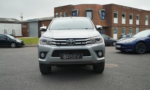 Toyota Hilux INVINCIBLE 4WD D-4D DCB FSH Fresh MOT Recent New Rear Tyres Tow Bar 1 Owner 2