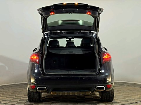 Porsche Cayenne PLATINUM EDITION 3.0 DIESEL V6 TIPTRONIC 9
